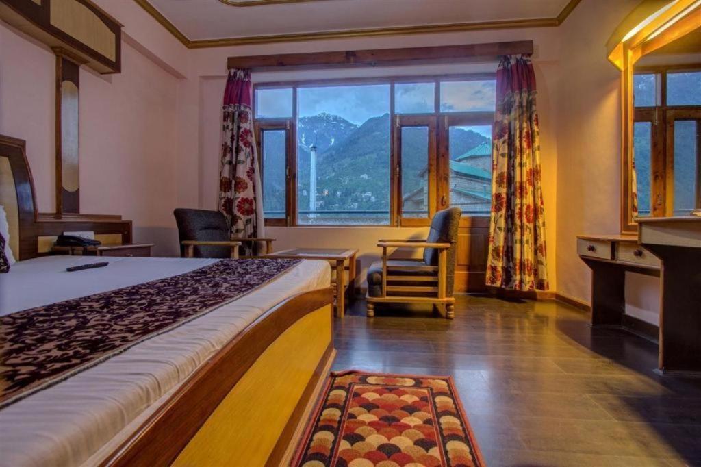 Hotel Prini Inn Манали Экстерьер фото