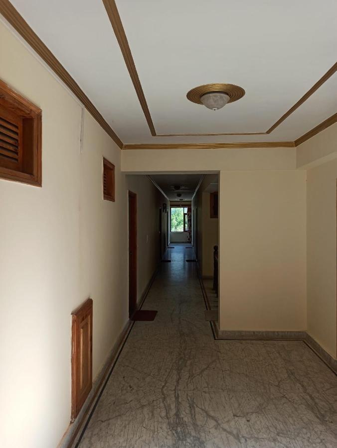 Hotel Prini Inn Манали Экстерьер фото