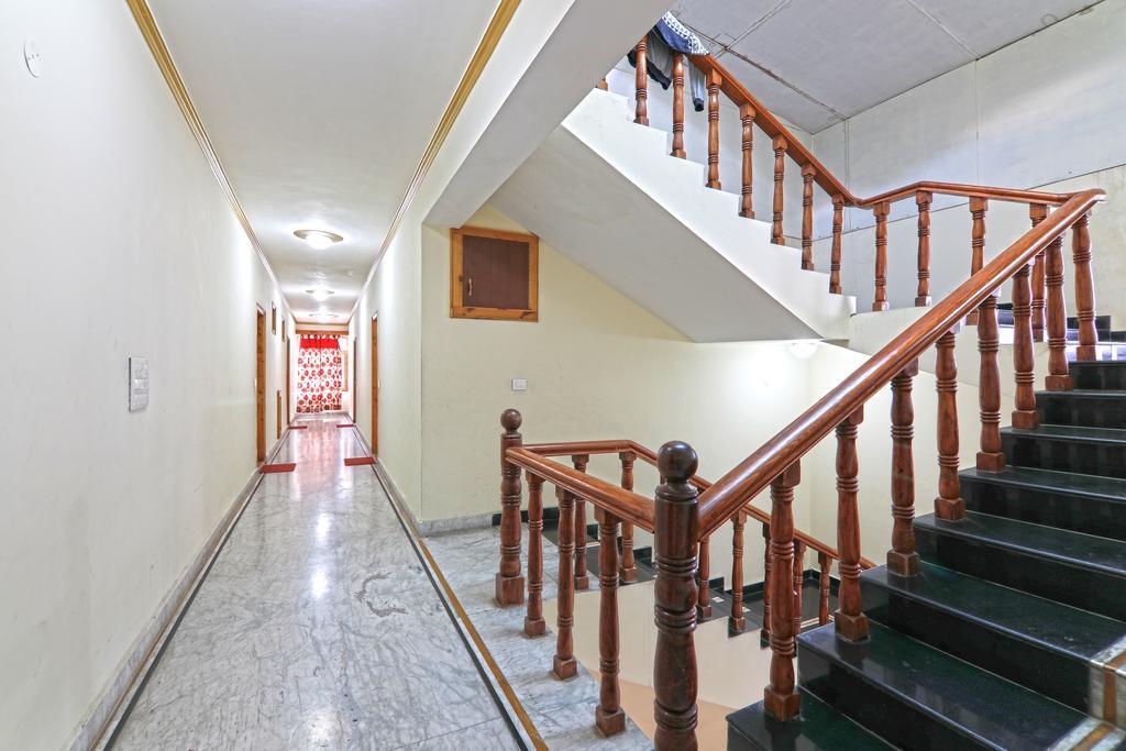 Hotel Prini Inn Манали Экстерьер фото
